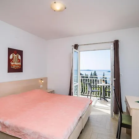 Guest house Samba 4*