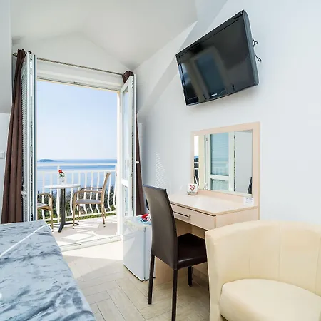 Samba Guest house 4*