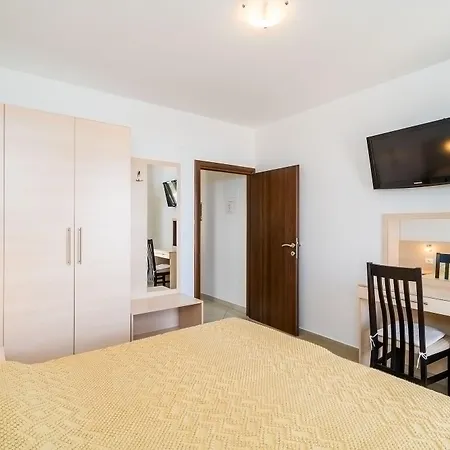 Guest house Samba Mlini